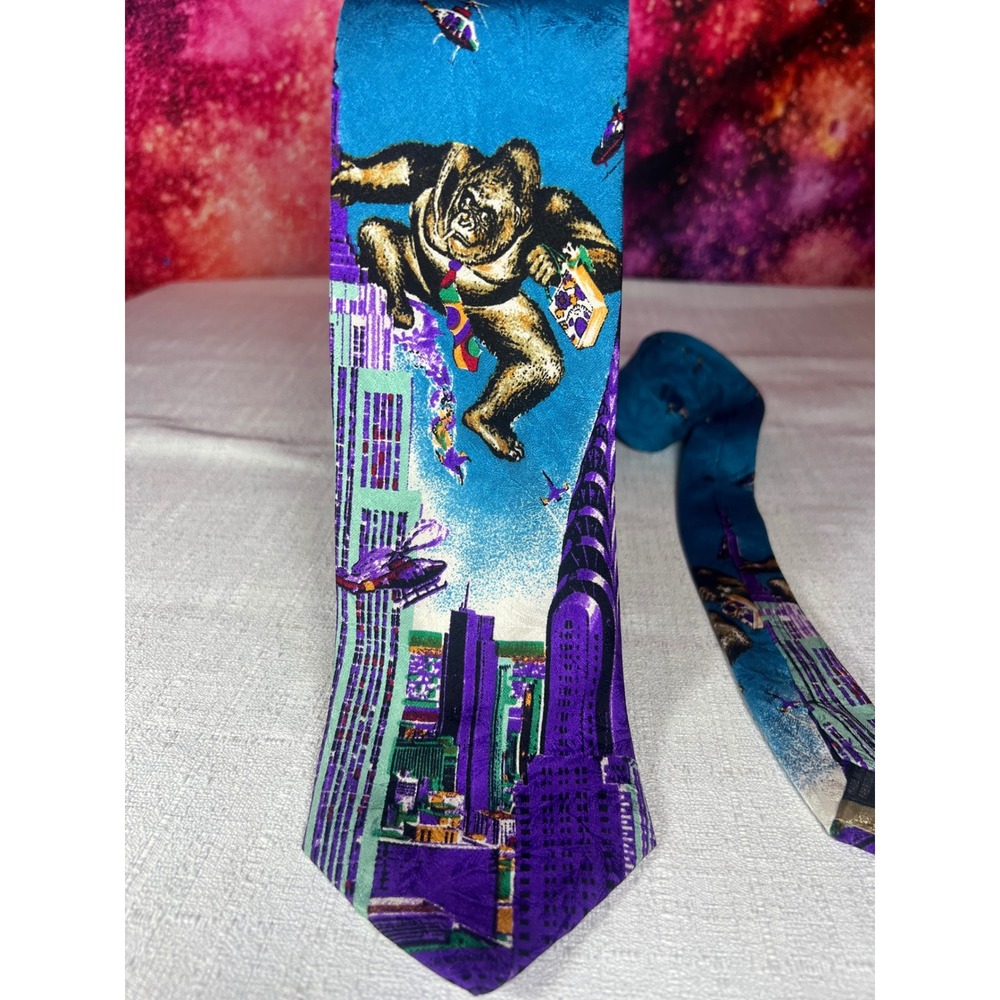 Art of Ties The Rack King Kong Gorilla Cityscape Silk Tie Made in Italy Blue